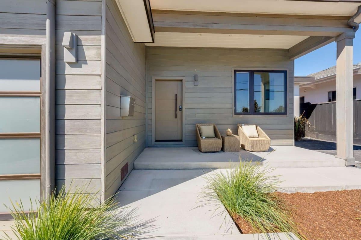 300 Helen Drive - Photo 2