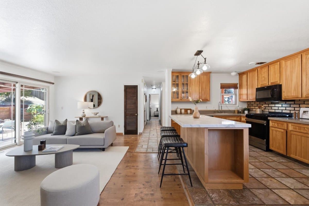 501 7th Street - Photo 3