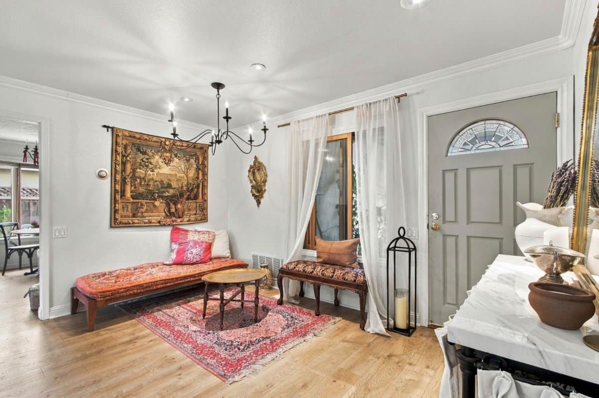 4884 Pearl Avenue - Photo 3