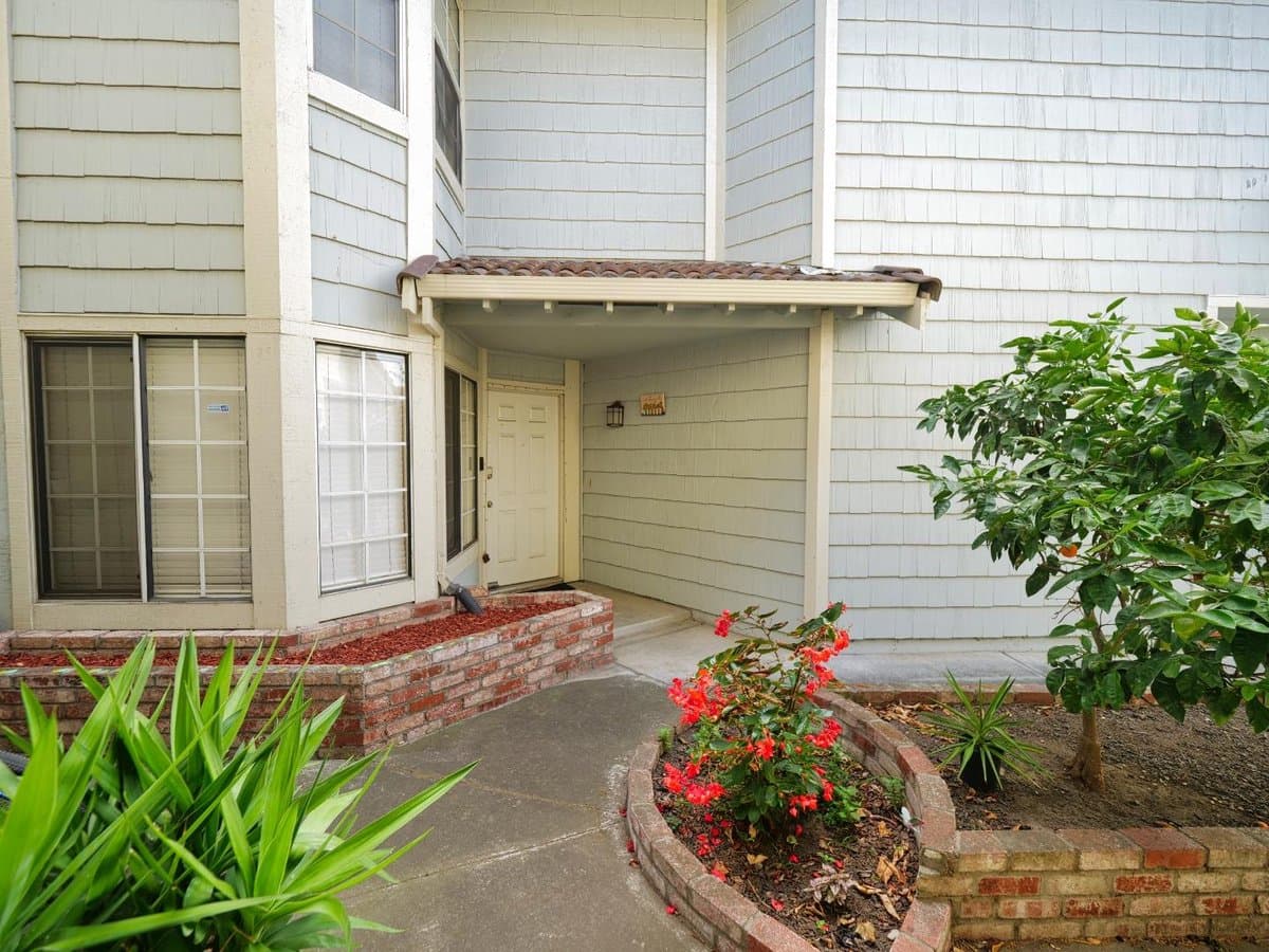 5535 Civic Terrace Avenue - Photo 3