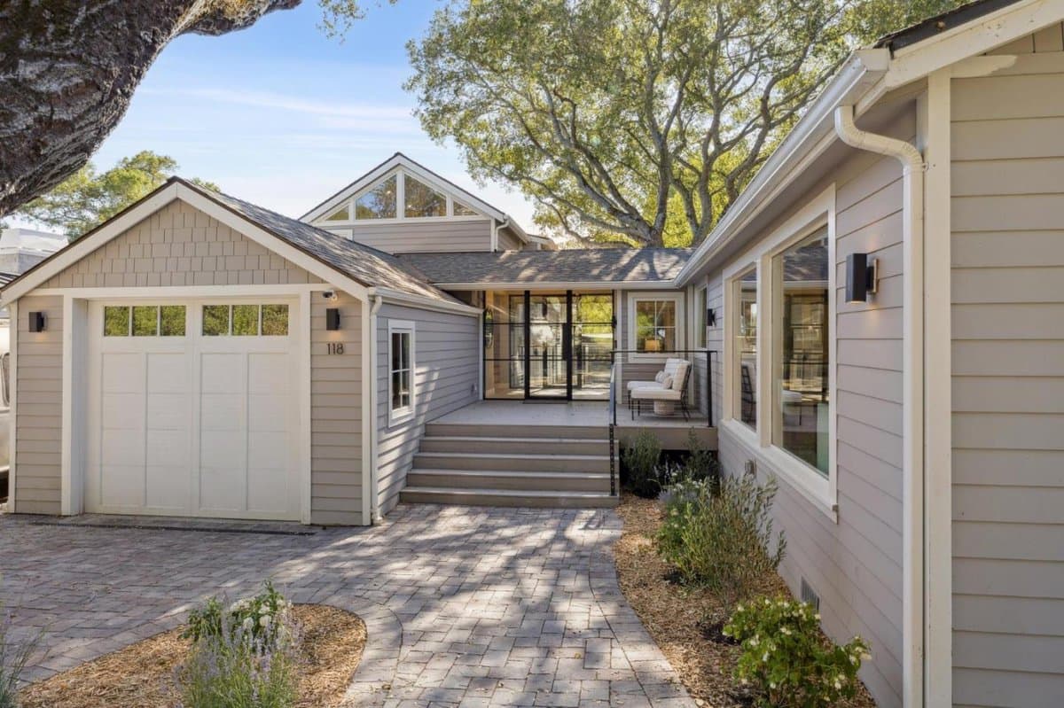 118 Hillside Drive - Photo 2