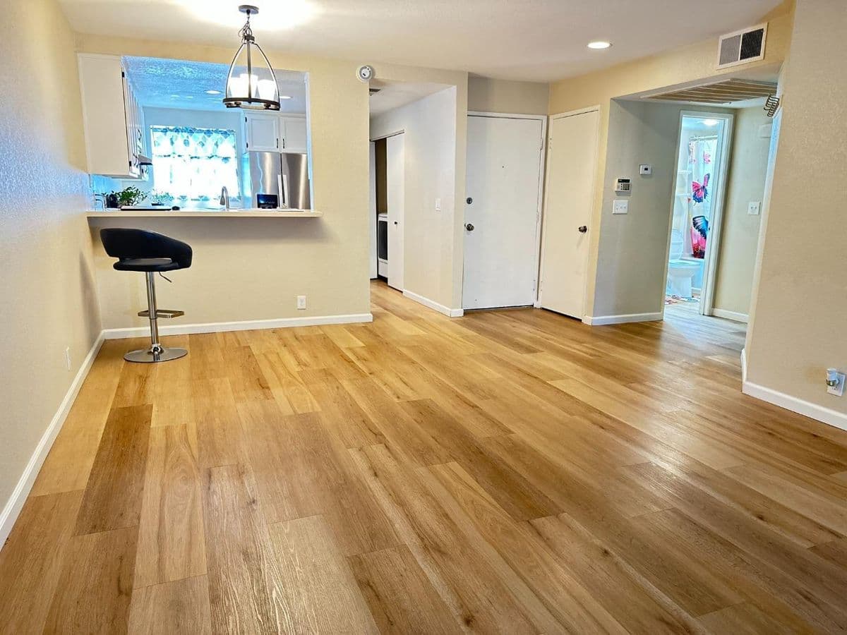 2175 Summerton Drive - Photo 2