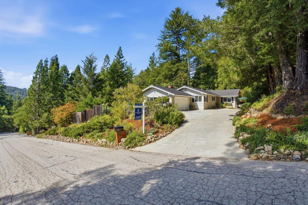 23349 Deerfield Road - Photo 2