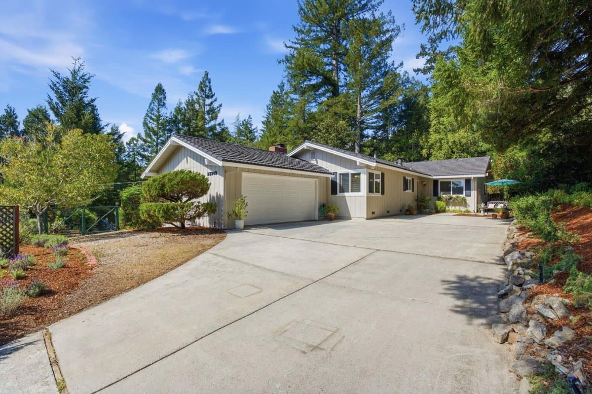 23349 Deerfield Road - Photo 3