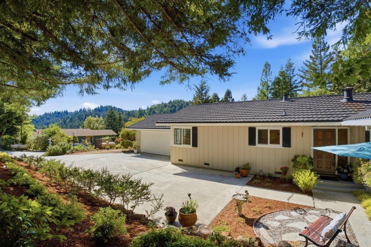 23349 Deerfield Road - Photo 4