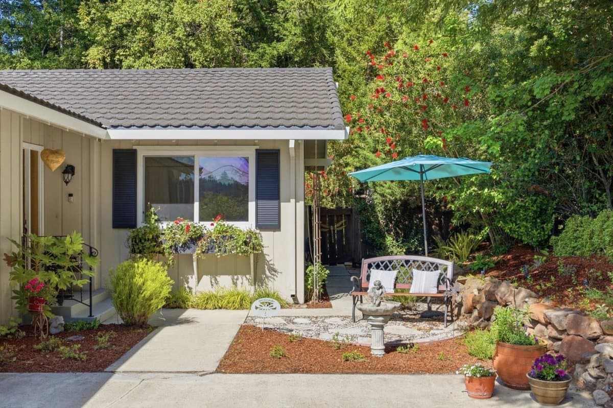 23349 Deerfield Road - Photo 5
