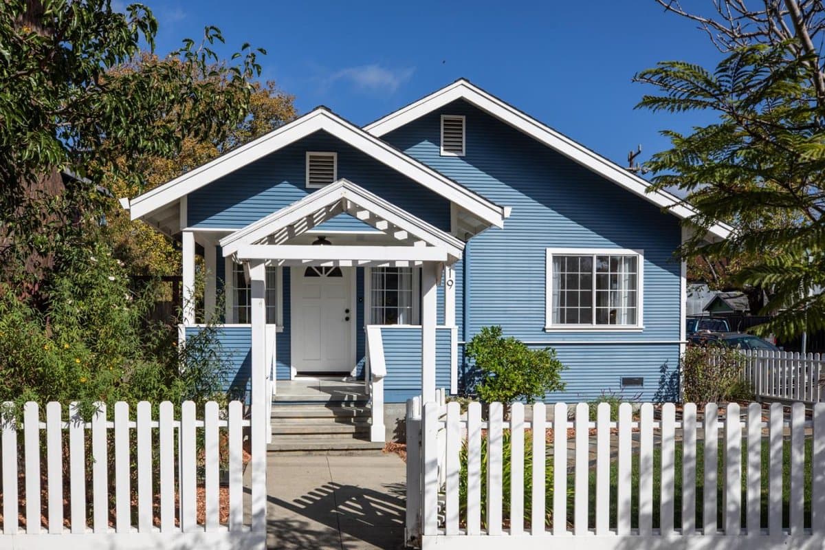 119 Leonard Street - Photo 1