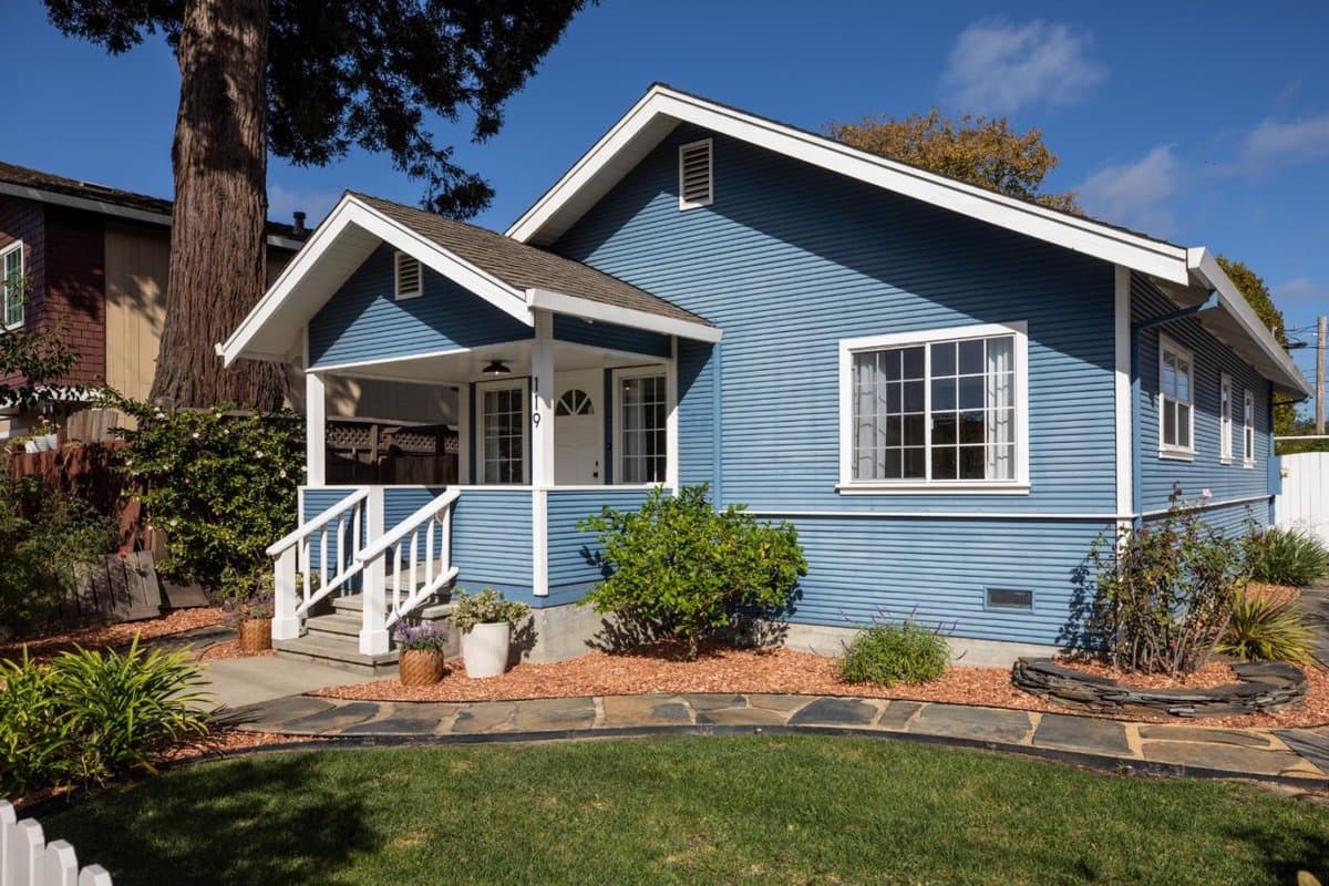 119 Leonard Street - Photo 2
