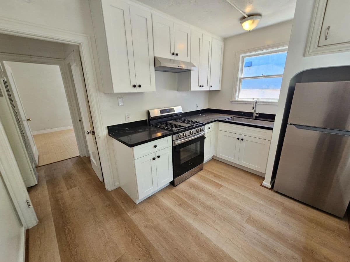 1120 Park Avenue - Photo 3
