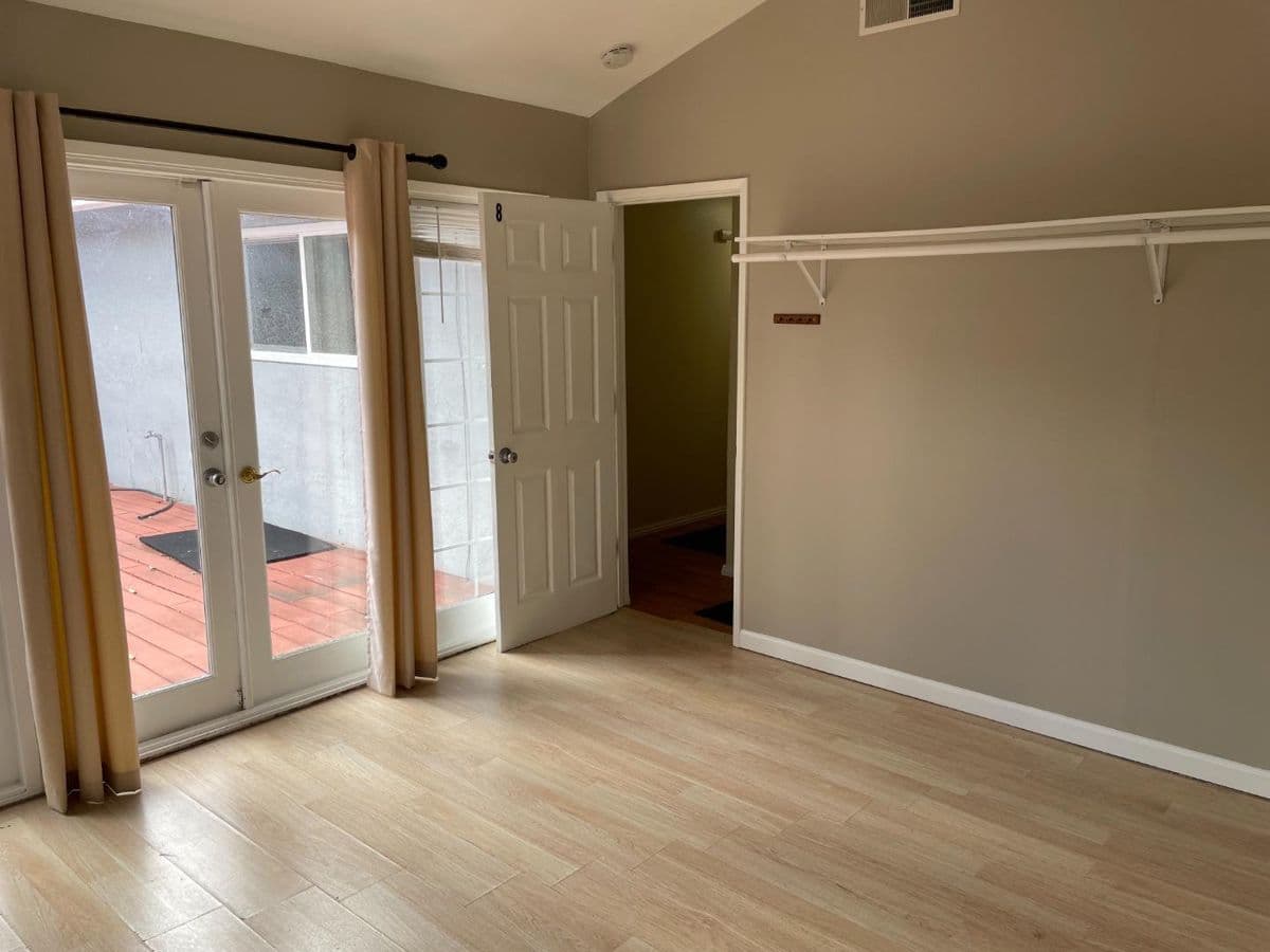 1260 Glacier Drive - Photo 5