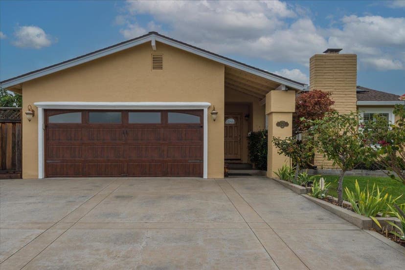 2901 Daisy Street - Photo 1 of 8