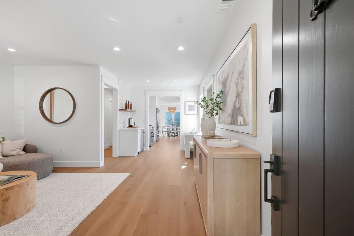 914 2nd Avenue - Photo 5