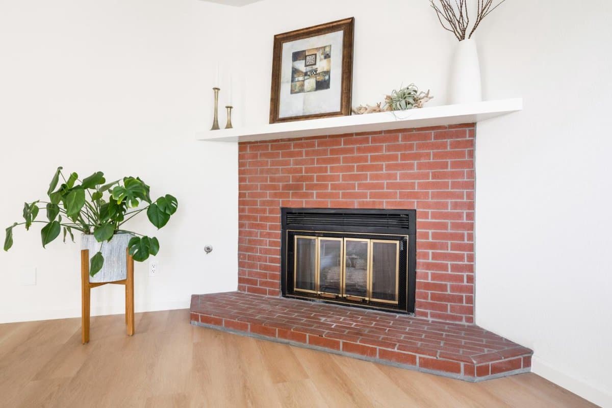 466 Pine Avenue - Photo 5