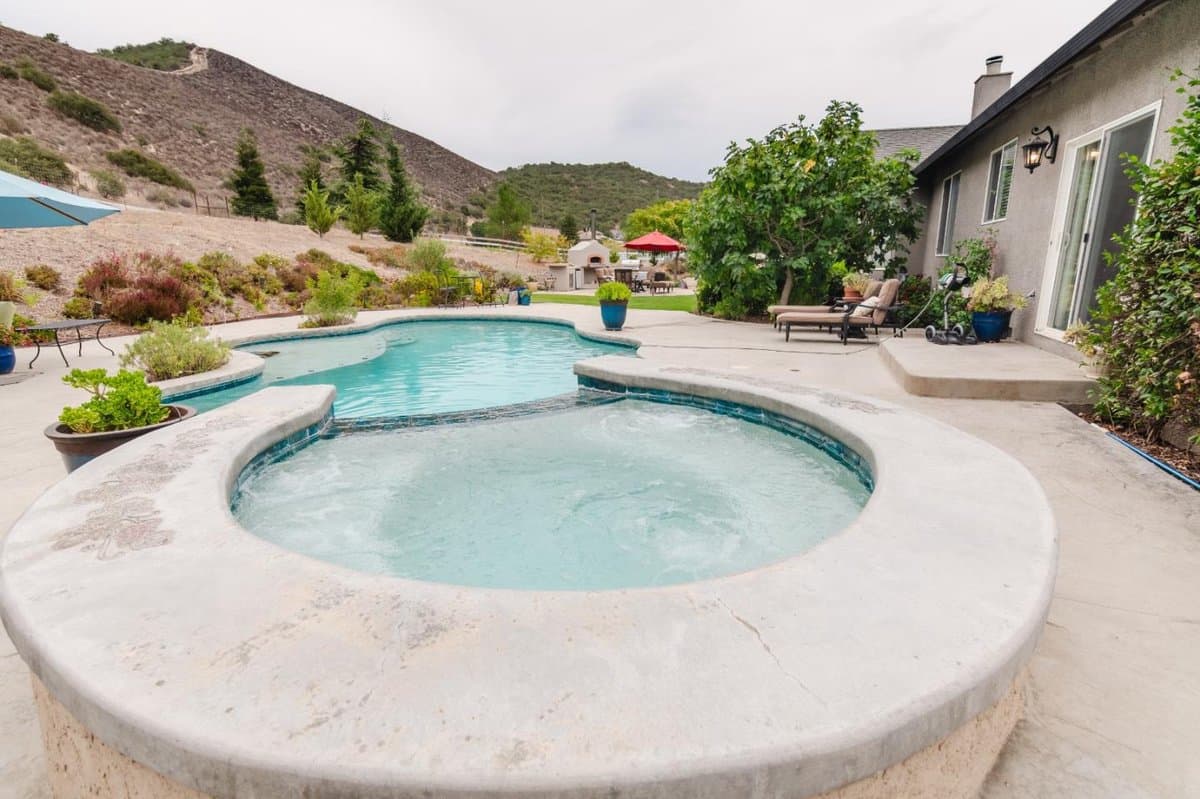 44737 Sun Valley Drive - Photo 2