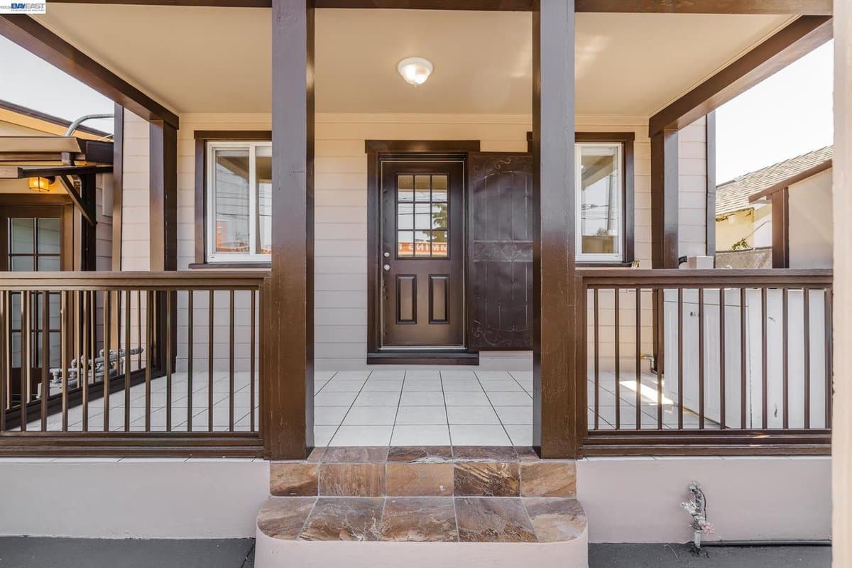 1720 46th Avenue - Photo 4