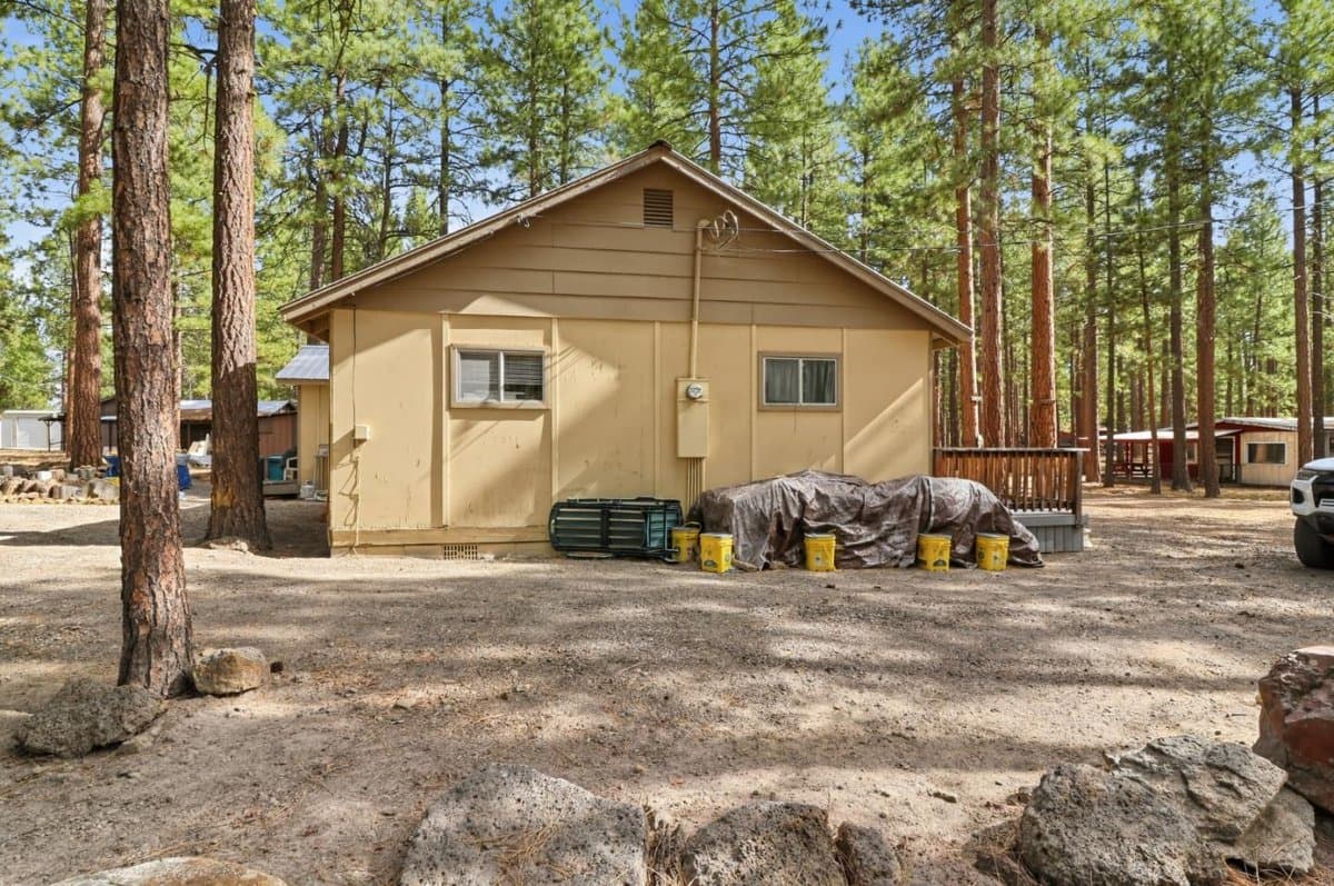 687 Tulip Way - Photo 4