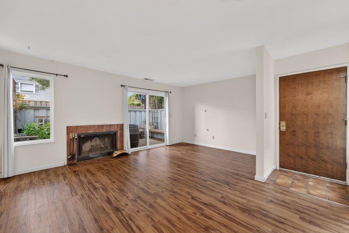 4251 Sea Pines Court - Photo 4