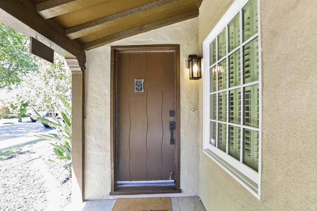 1748 Glen Una Avenue - Photo 5