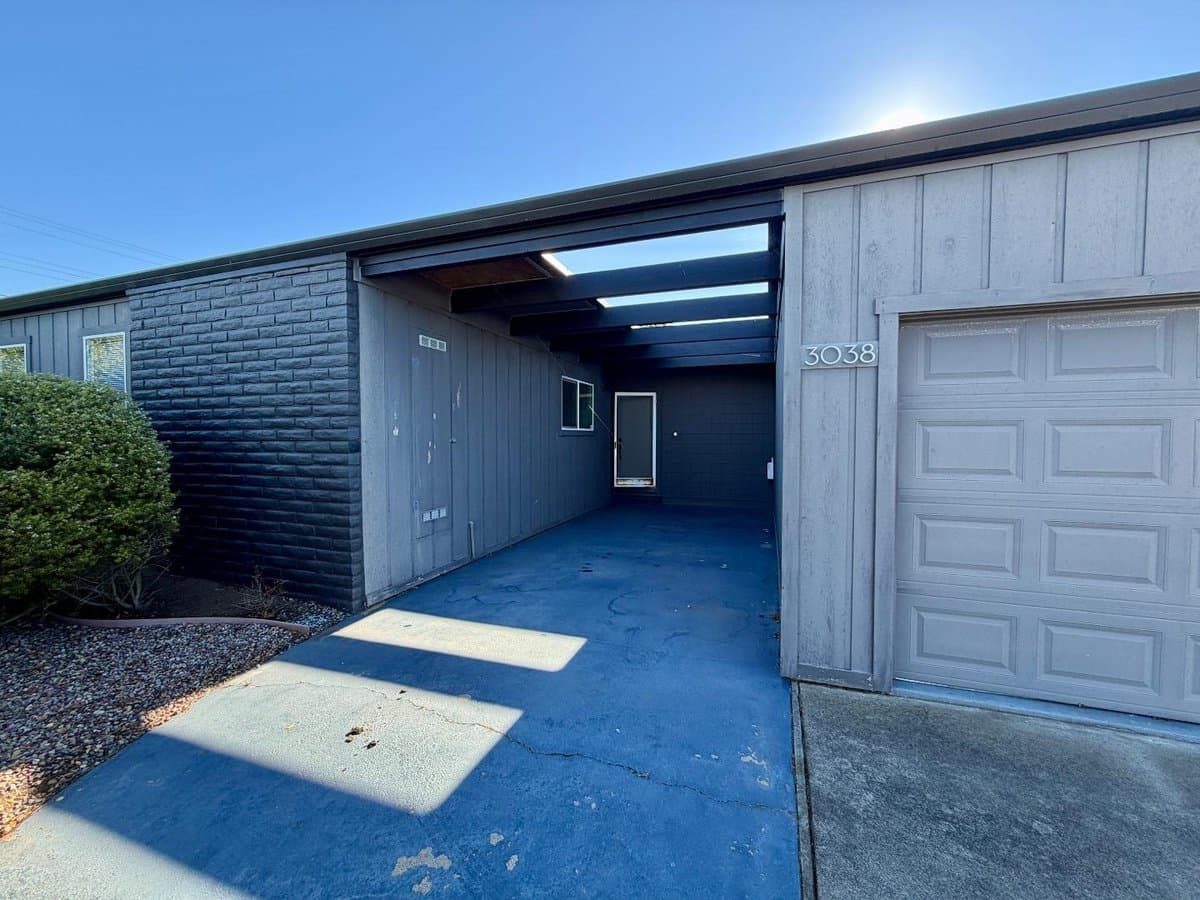 3038 Kennedy Court - Photo 1