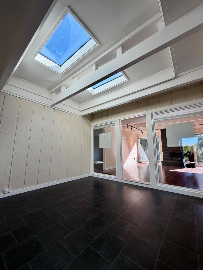 3038 Kennedy Court - Photo 2