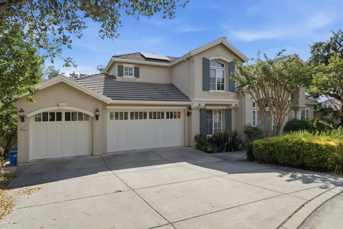 8411 Goldenrod Circle - Photo 3