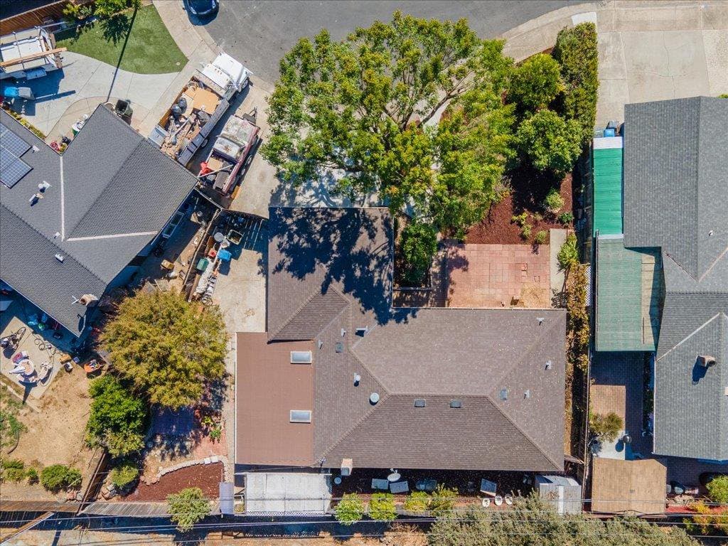 381 Arnold Drive - Photo 4