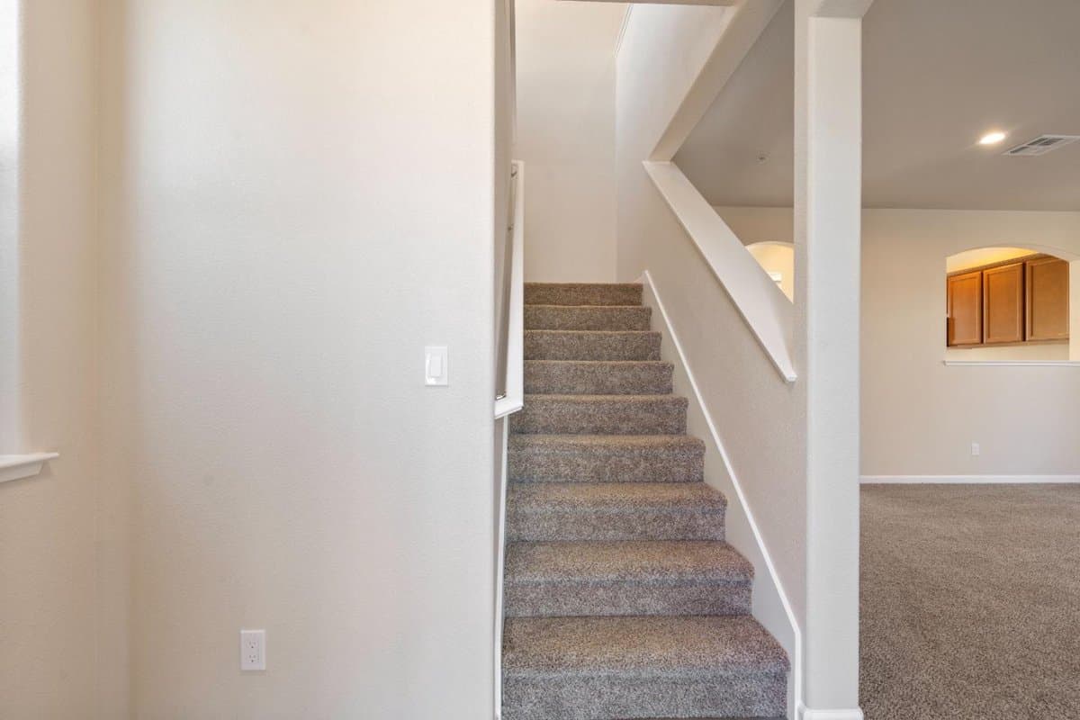 768 Aurora Way - Photo 3