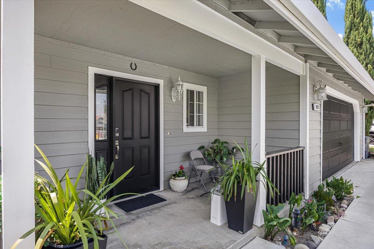 1911 Glarner Street - Photo 4