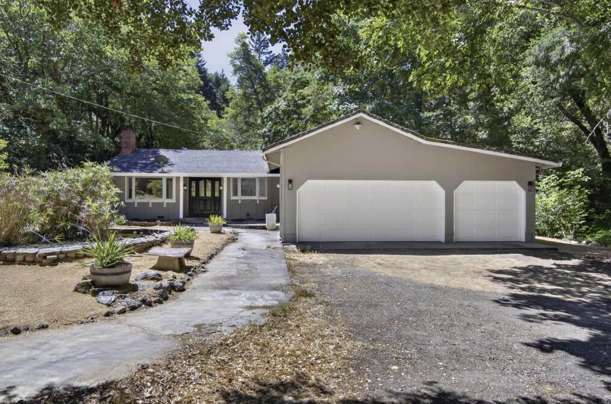 16505 Sanborn Road - Photo 2