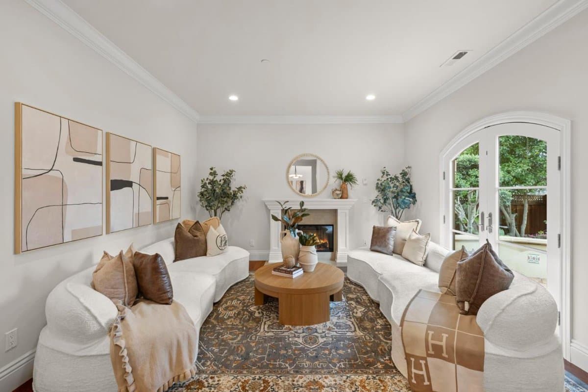 17815 Daves Avenue - Photo 4