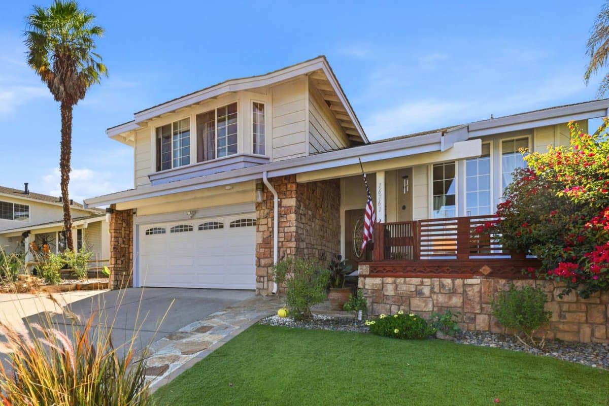 16761 Dry Creek Court - Photo 3