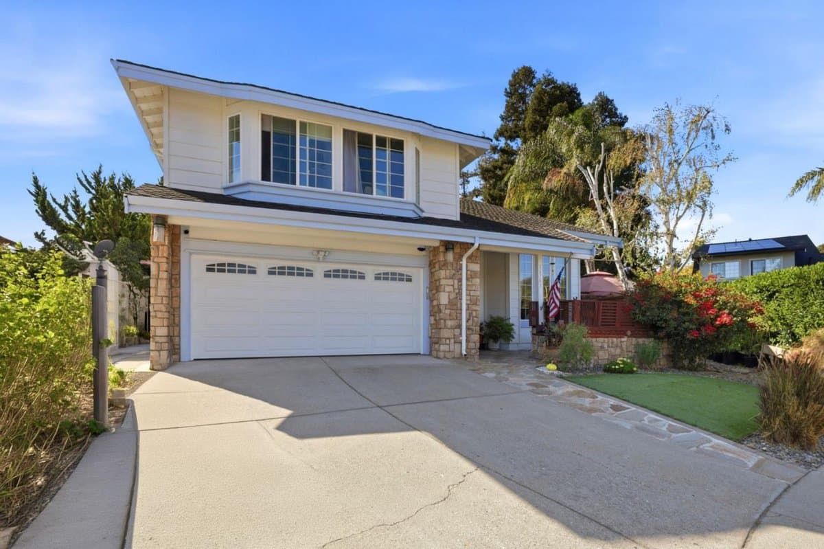 16761 Dry Creek Court - Photo 4