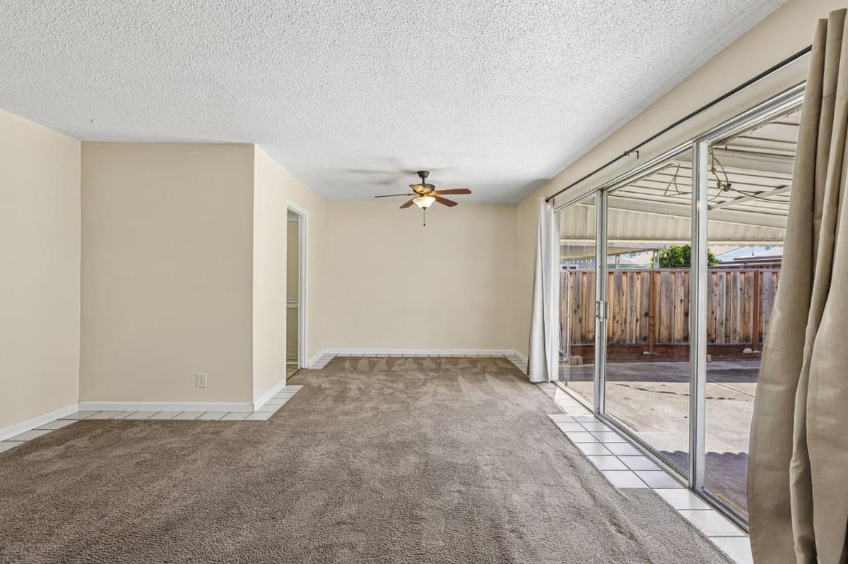 2301 Bluebell Avenue - Photo 4