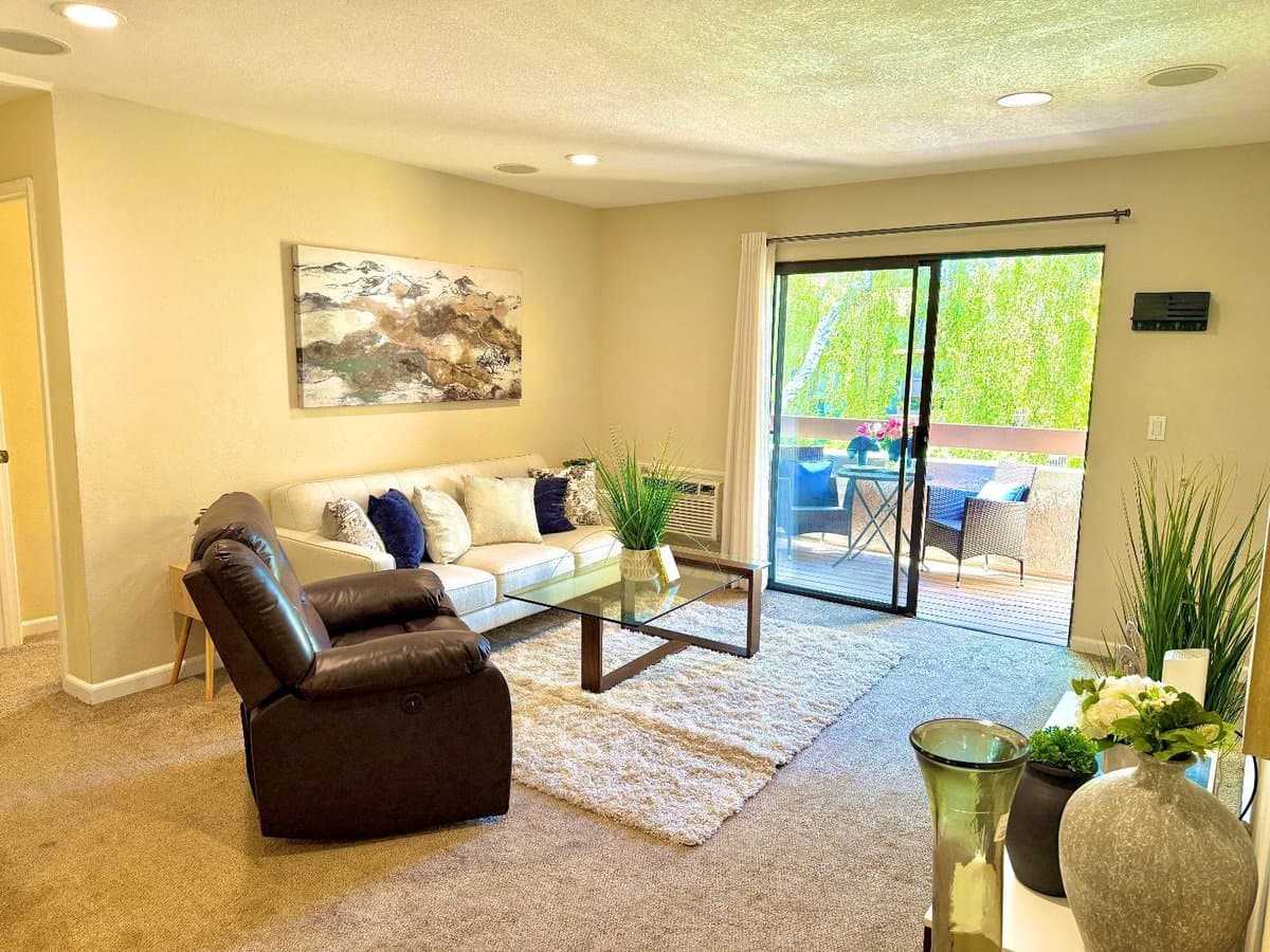 2250 Monroe Street #201 - Photo 4