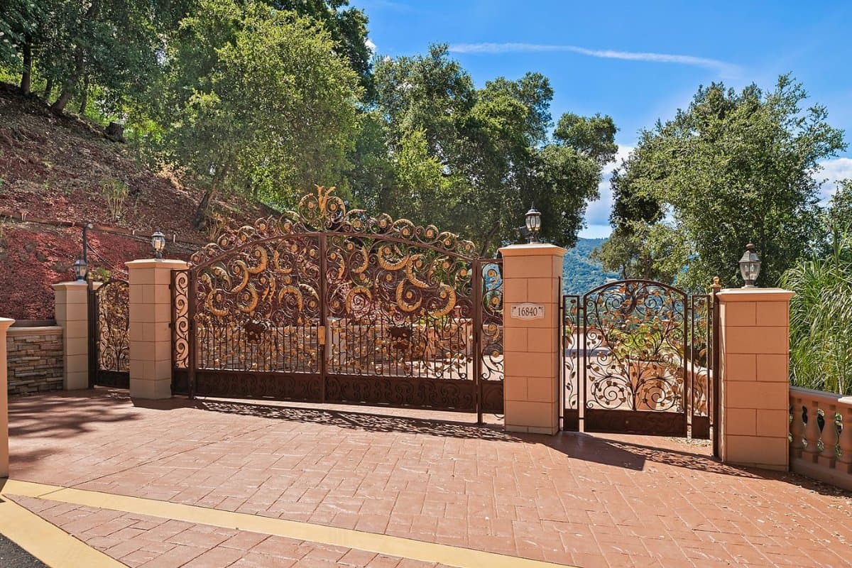 16840 Cypress Way - Photo 3