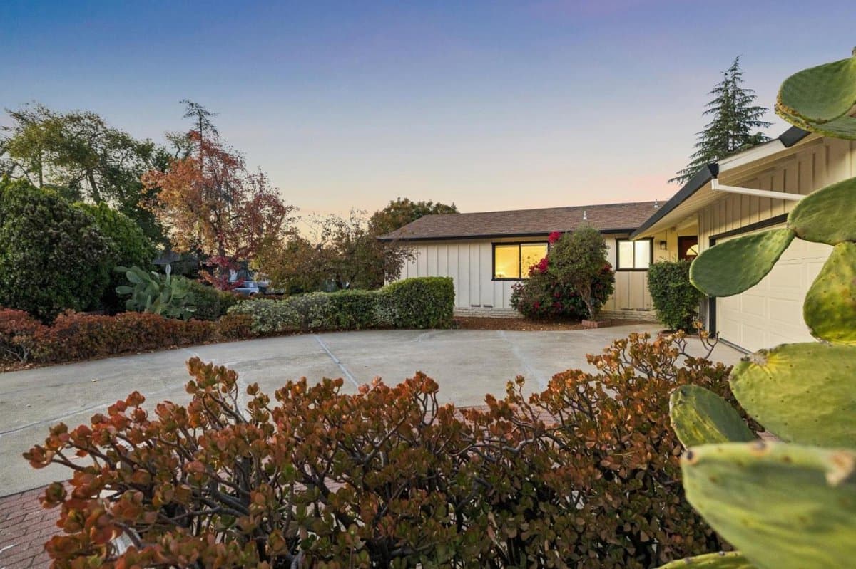 10770 Martinwood Way - Photo 2