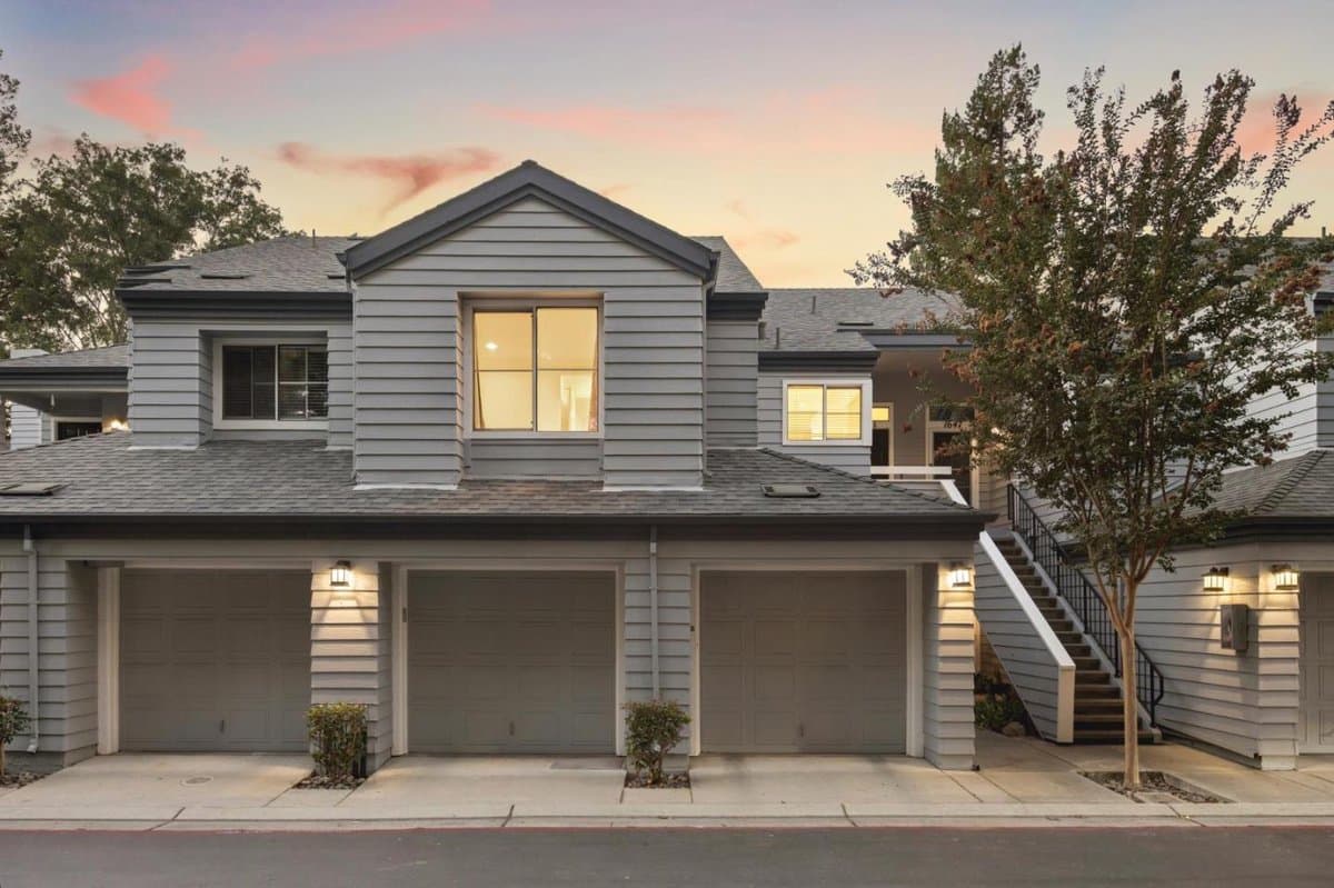 1651 Parkview Green Circle - Photo 2