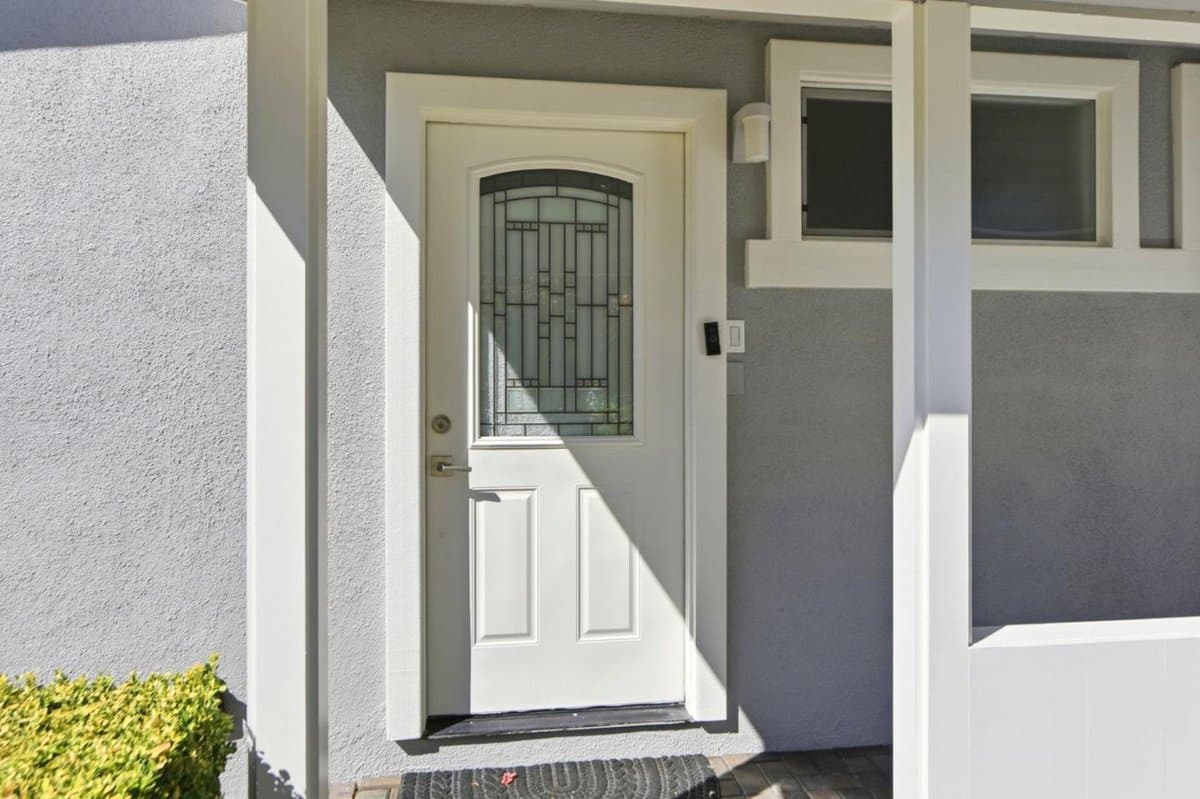 2005 Stanley Avenue - Photo 3