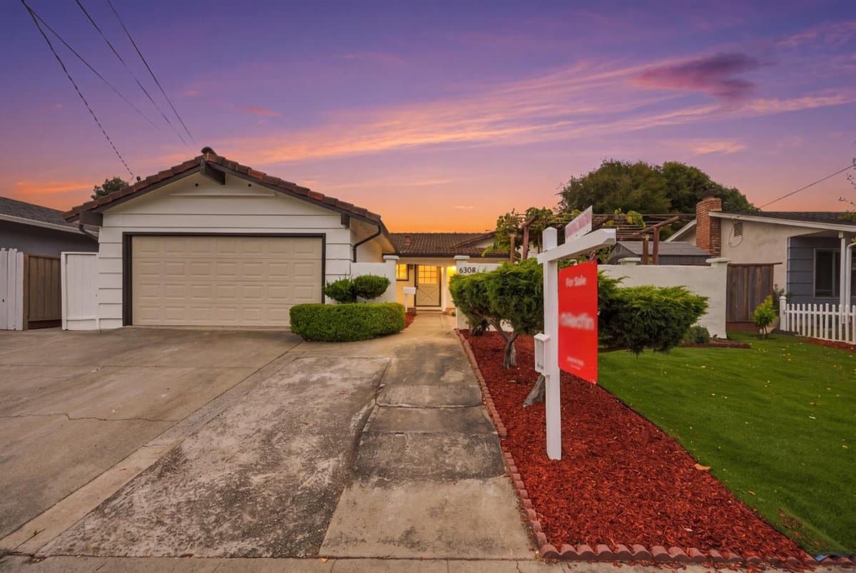 6308 Plummer Avenue - Photo 1