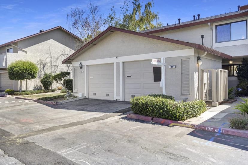 1396 Pinehurst Square - Photo 1 of 8