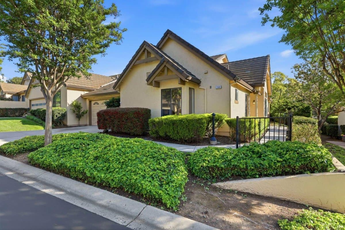 7502 Deveron Court - Photo 3