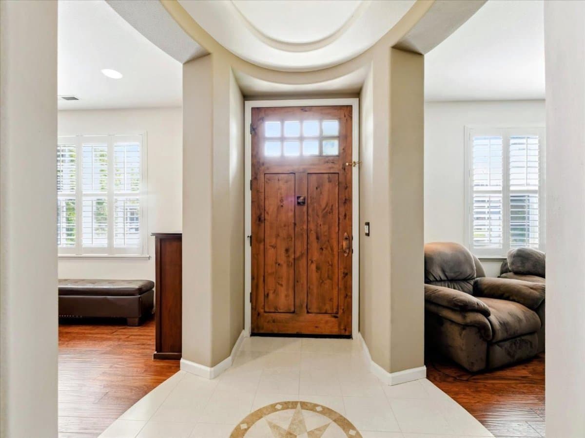 7545 Pinehurst Place - Photo 3