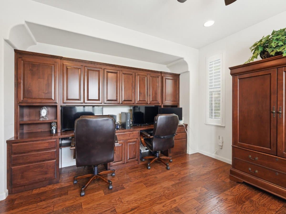 7545 Pinehurst Place - Photo 5