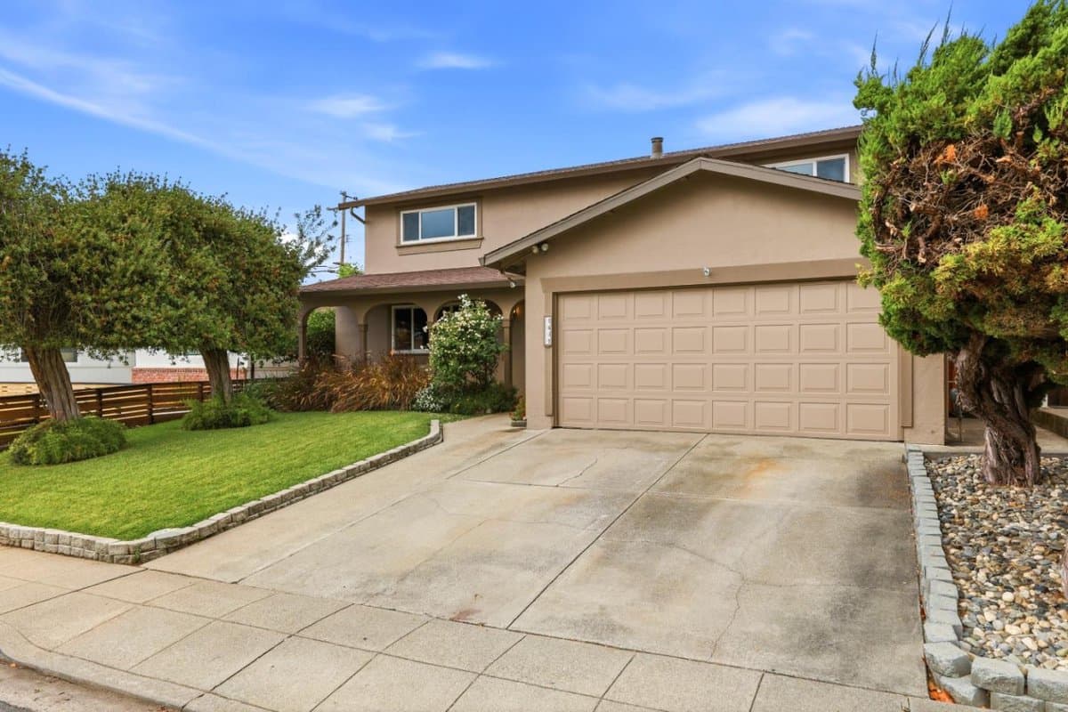 1431 Mount Shasta Avenue - Photo 3