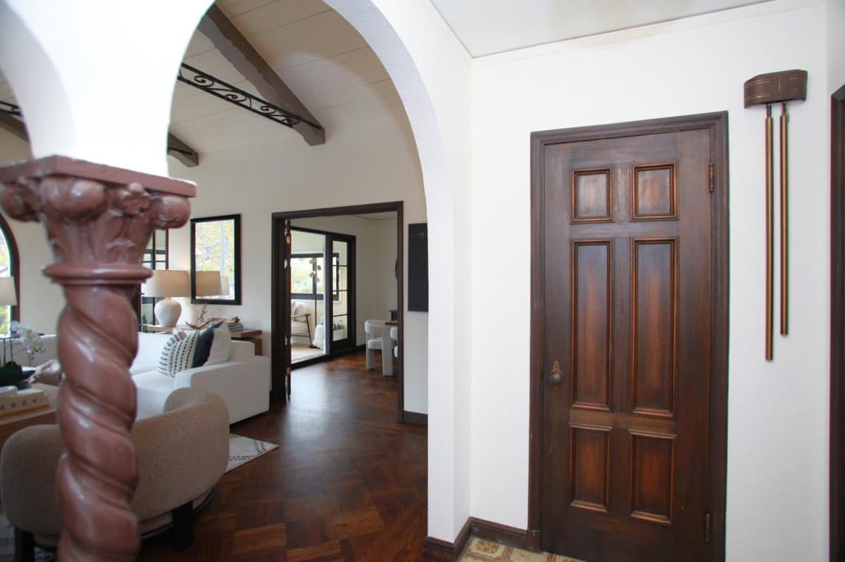 310 Palm Avenue - Photo 3