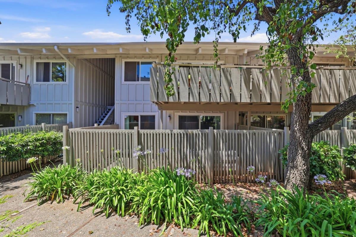 255 South Rengstorff Avenue #173 - Photo 4