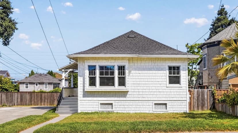 1529 Pacific Avenue - Photo 1 of 8