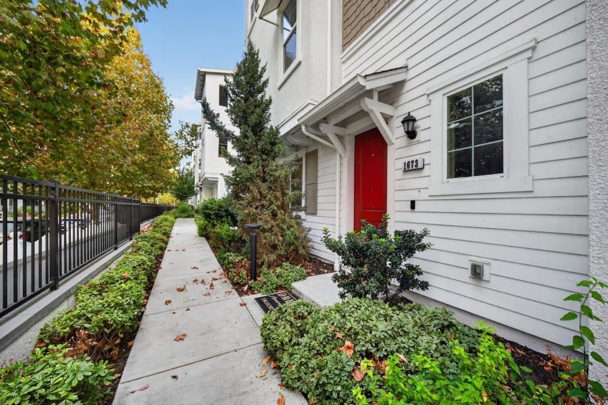 1673 Centre Pointe Drive - Photo 2
