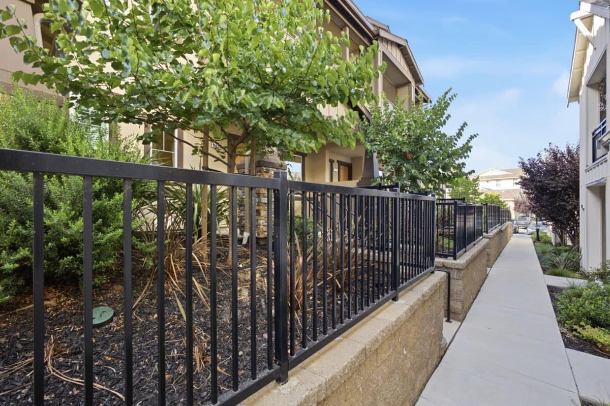 6389 Tawhana Lane - Photo 4