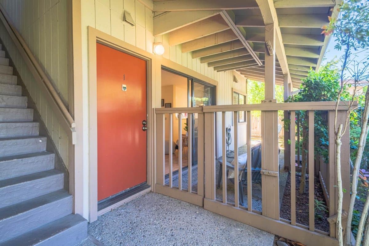 515 Ramona Court #1 - Photo 2